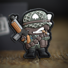 Load image into Gallery viewer, Tiny Hats: WWII Assault Class